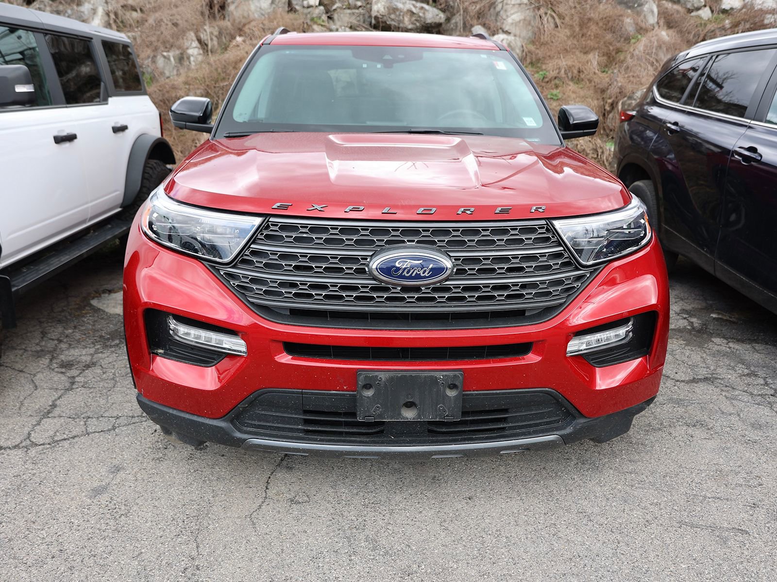 Used 2023 Ford Explorer XLT w/ Equipment Group 202A image 2