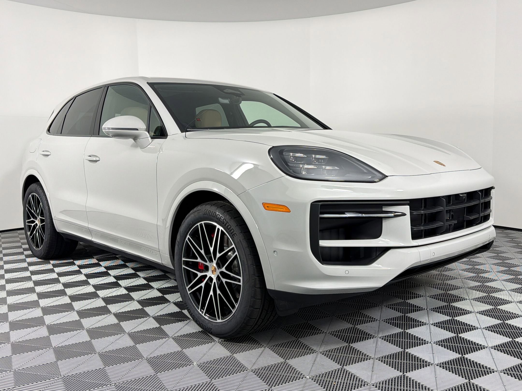 New 2026 Porsche Cayenne S AWD/4WD image 12