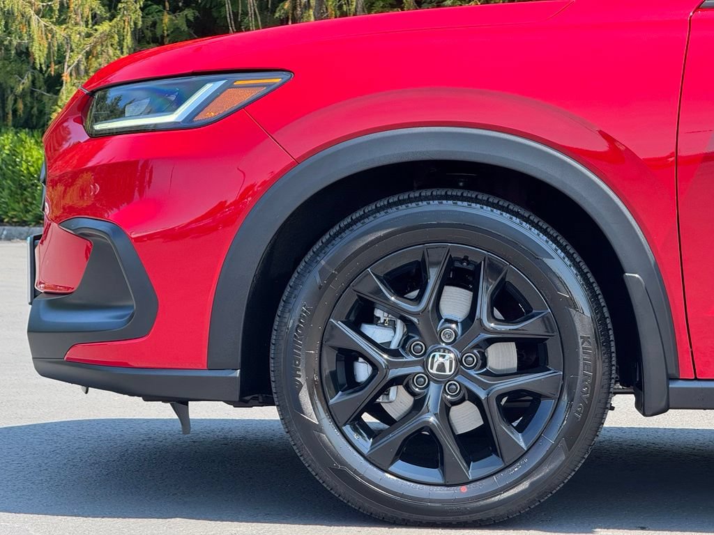 Certified 2025 Honda HR-V Sport image 4