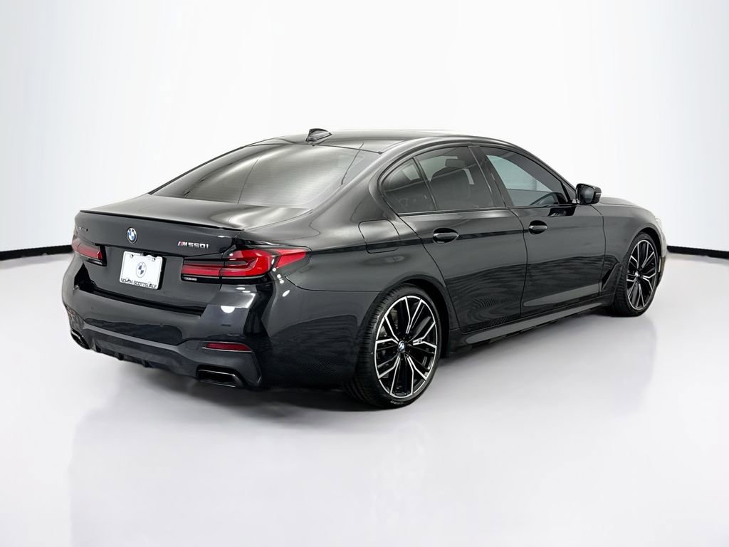 Used 2021 BMW M550i xDrive w/ Premium Package image 5