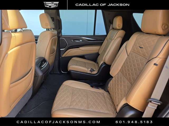 Certified 2023 Cadillac Escalade Premium Luxury image 11