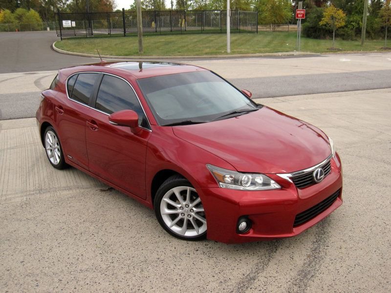 Used 2013 Lexus CT 200h image 2