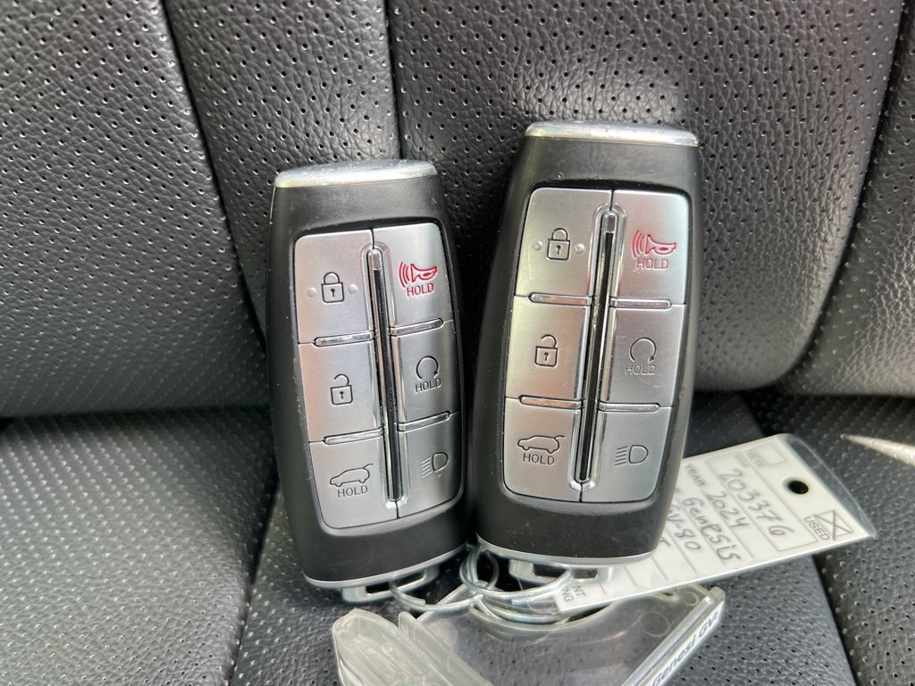 Used 2024 Genesis GV80 3.5T AWD/4WD image 32