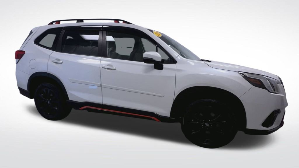 Used 2023 Subaru Forester Sport image 2
