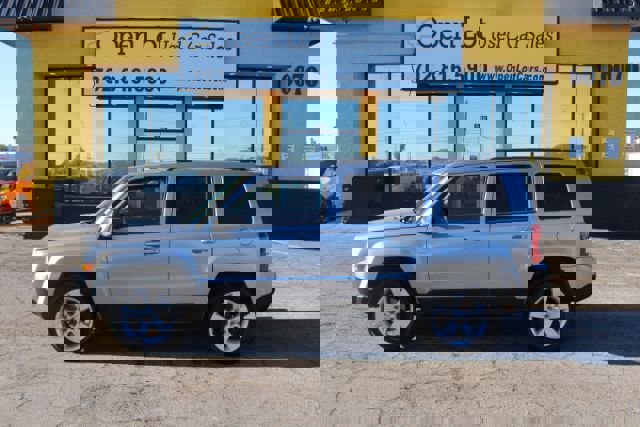 Used 2017 Jeep Patriot Latitude image 2