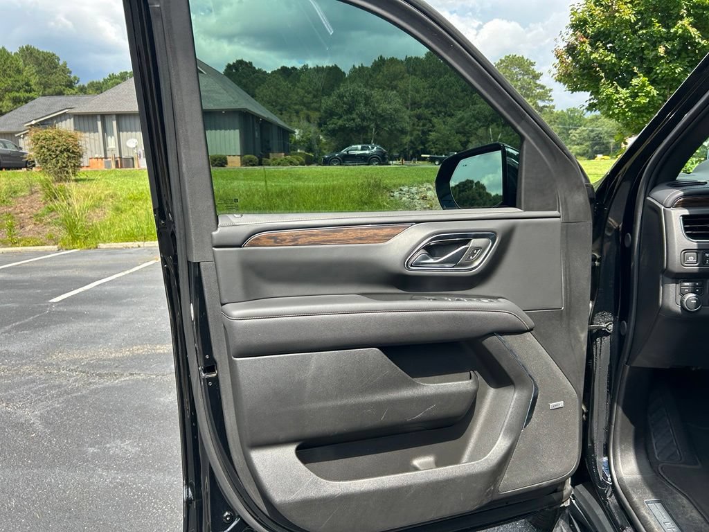 Used 2024 Chevrolet Tahoe Premier w/ Advanced Technology Package AWD/4WD image 59