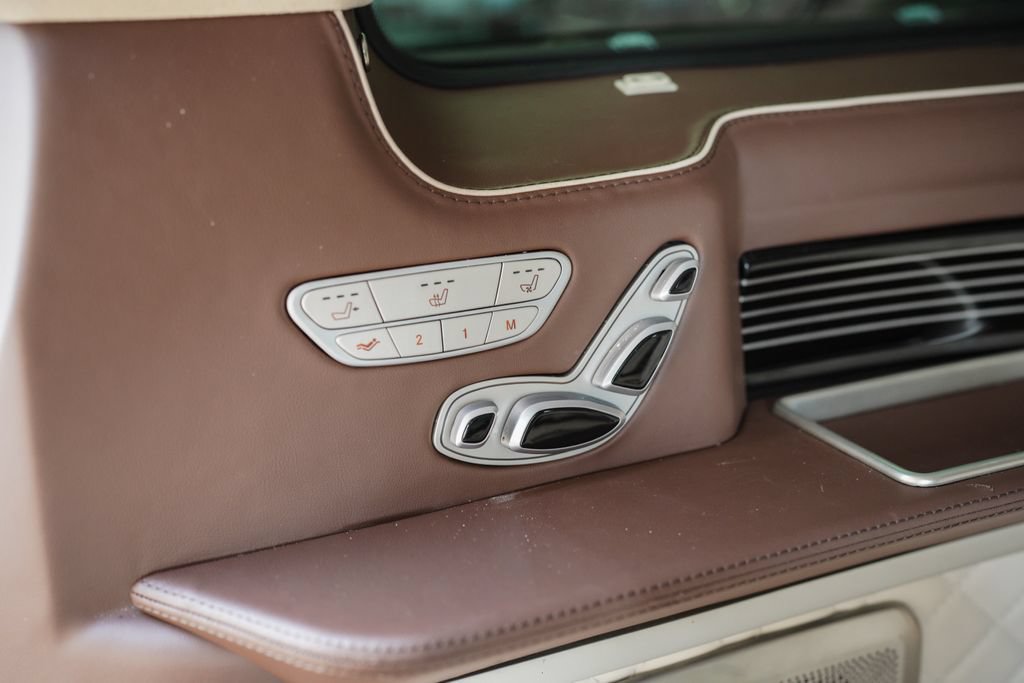 Used 2020 Mercedes-Benz Metris Passenger image 35
