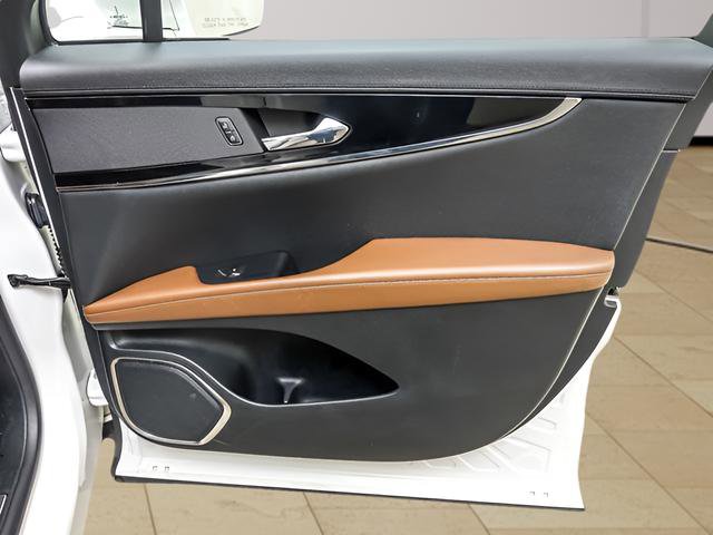 Used 2022 Lincoln Nautilus Reserve image 25