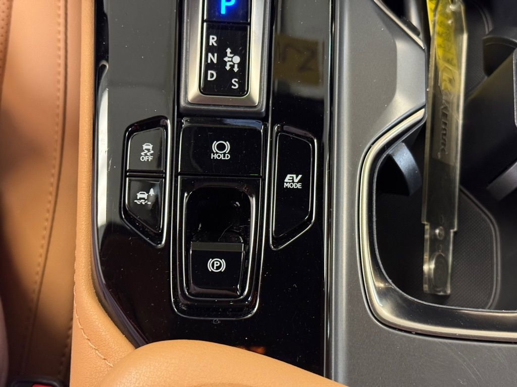 Used 2023 Lexus NX 350h 350h Base w/ Towing Package (2000 Lbs) image 33