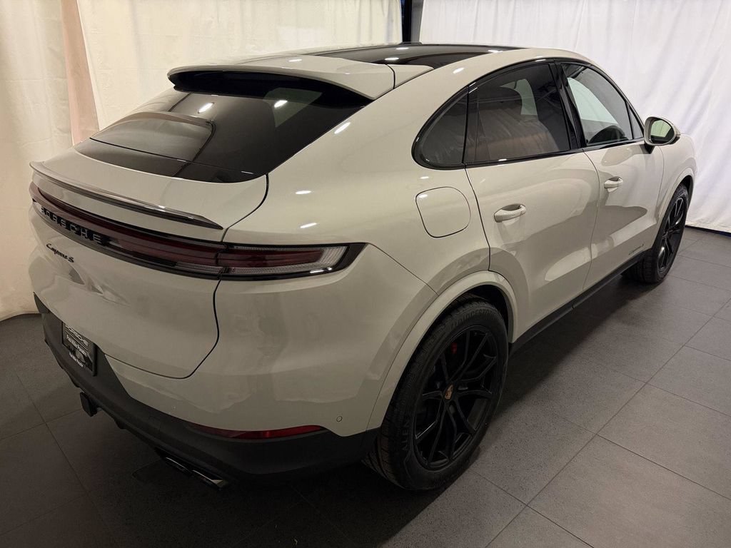 New 2026 Porsche Cayenne S AWD/4WD image 9
