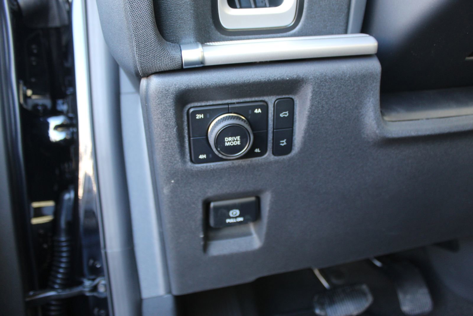 New 2025 Ford Expedition Active AWD/4WD image 21