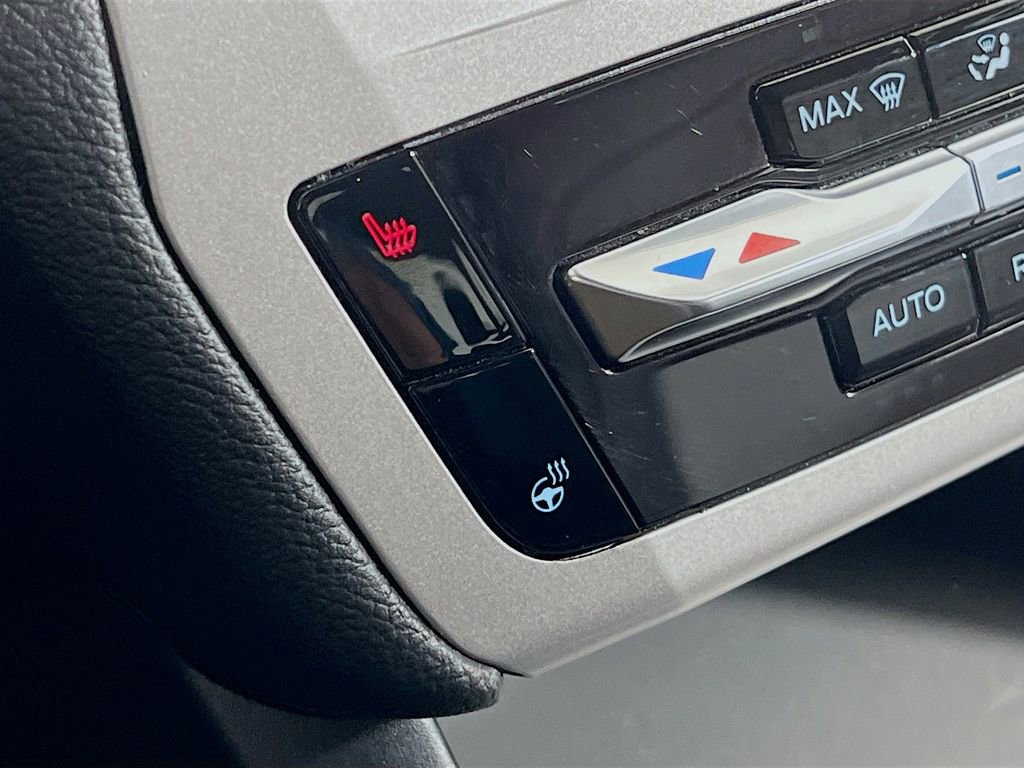 Used 2023 Ford Explorer XLT w/ Equipment Group 202A image 25