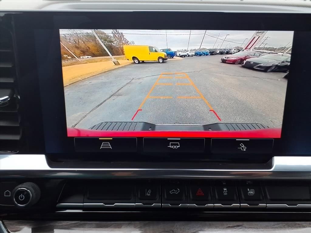 Used 2024 Chevrolet Silverado 2500 LTZ image 21