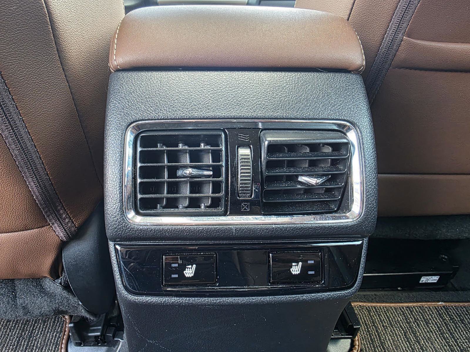 Used 2017 Subaru Outback 3.6R Touring AWD/4WD image 15