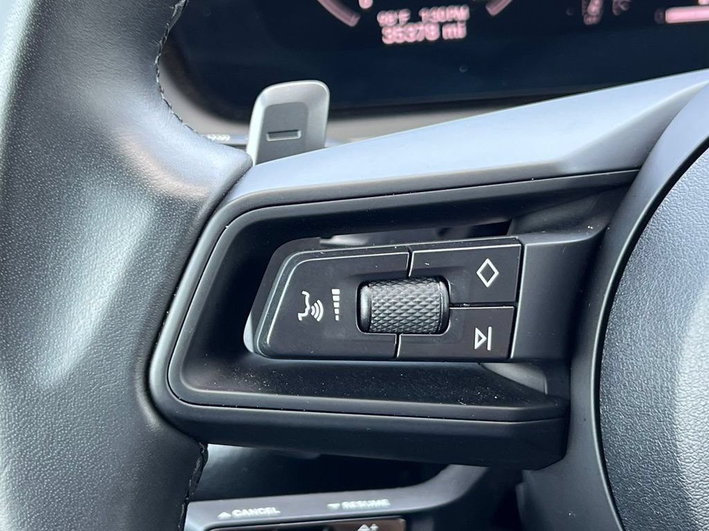 Used 2025 Porsche Cayenne AWD/4WD image 21