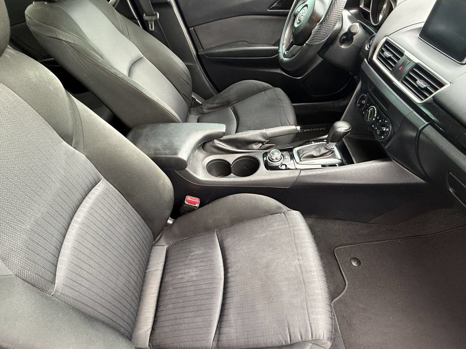 Used 2015 MAZDA MAZDA3 i Sport FWD image 24