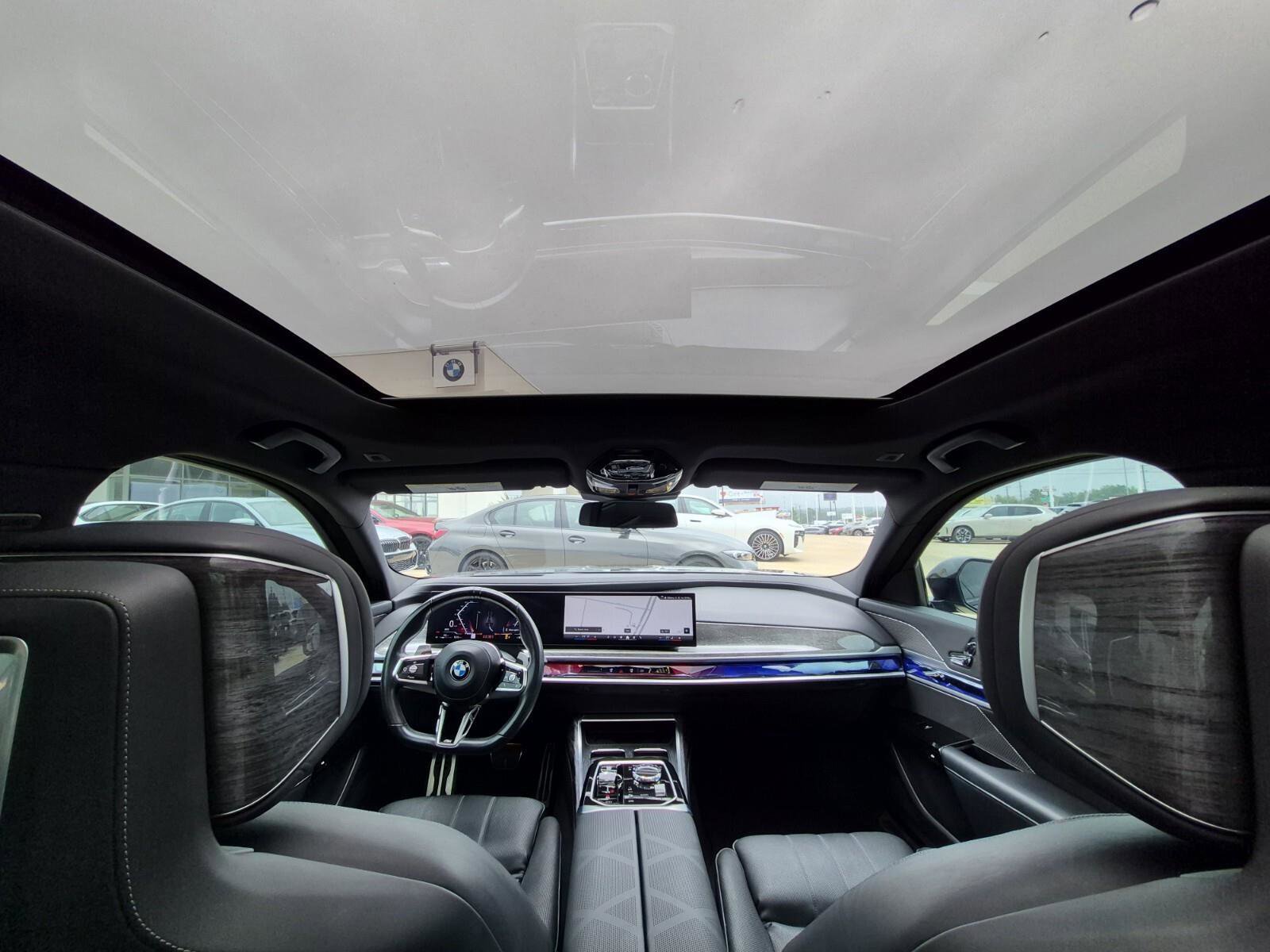 Certified 2024 BMW 740i RWD image 21