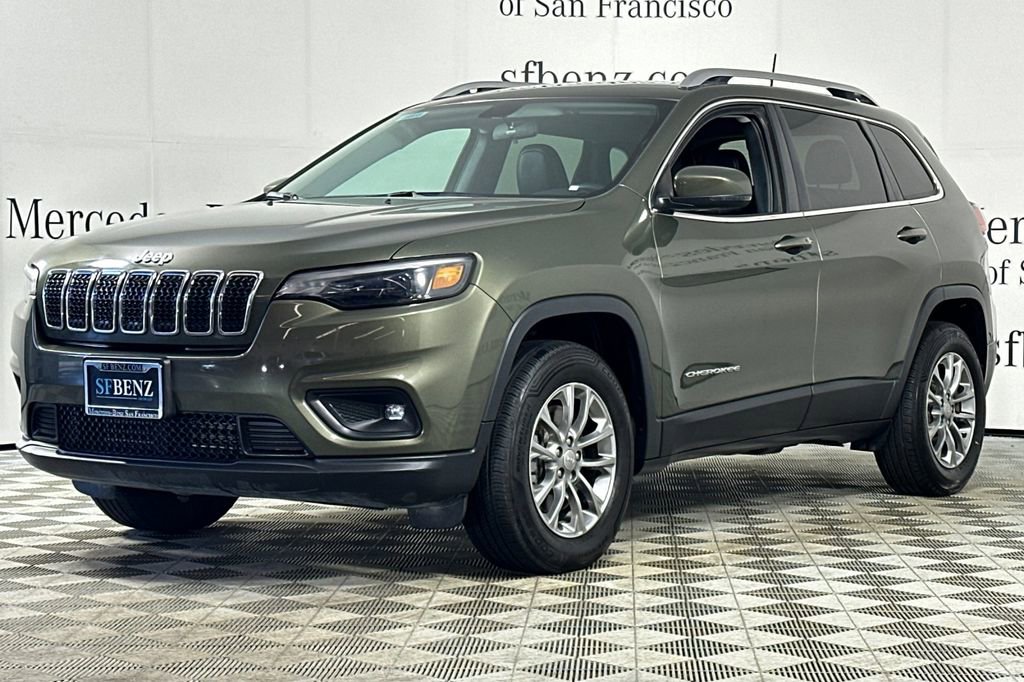 Used 2019 Jeep Cherokee Latitude Plus w/ Cold Weather Group image 8