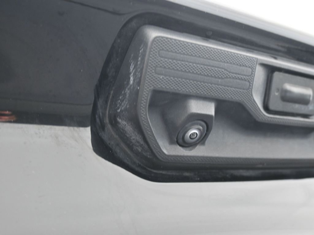 Used 2023 Chevrolet Silverado 1500 LT image 38