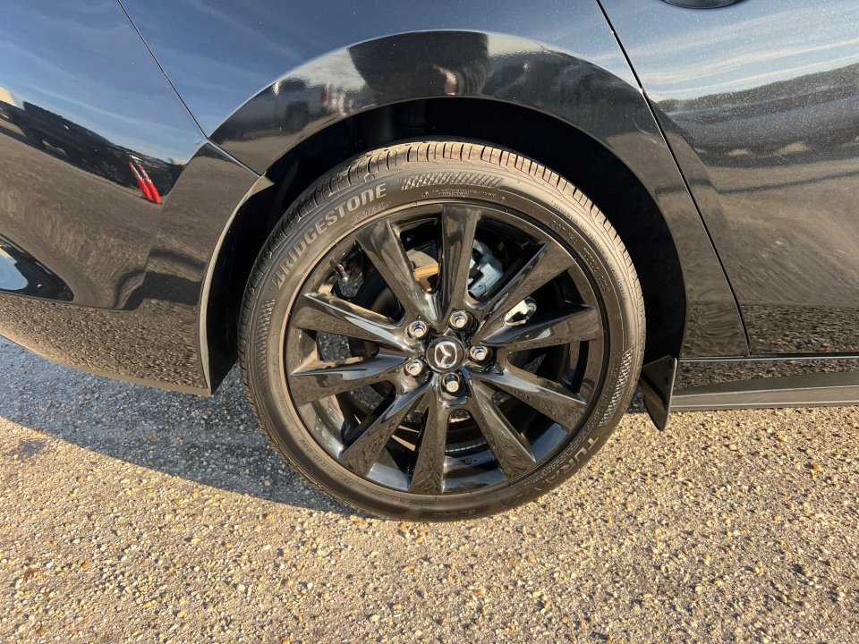 Certified 2025 MAZDA MAZDA3 s image 23