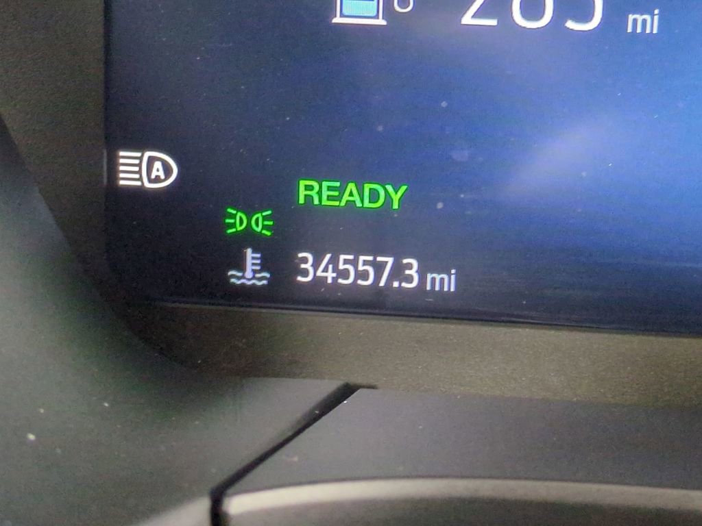 Used 2023 Ford Escape Platinum w/ Premium Technology Package image 35