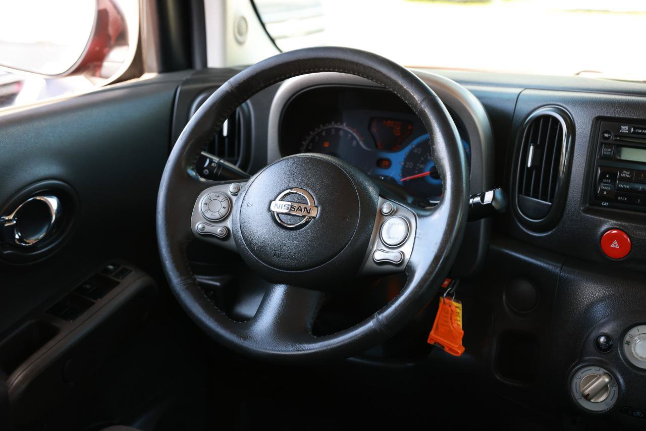 Used 2011 Nissan Cube 1.8 S w/ Interior Designer Pkg FWD image 27