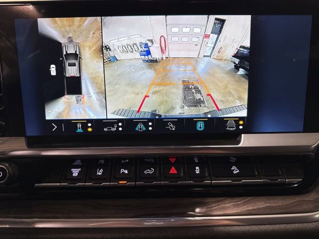 Used 2024 Chevrolet Silverado 2500 LTZ w/ LTZ Convenience Package image 15