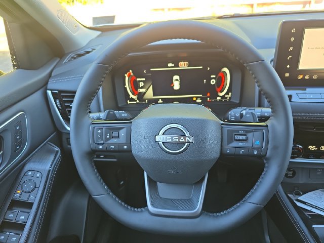 New 2026 Nissan Rogue Platinum w/ Platinum Premium Package AWD/4WD image 16