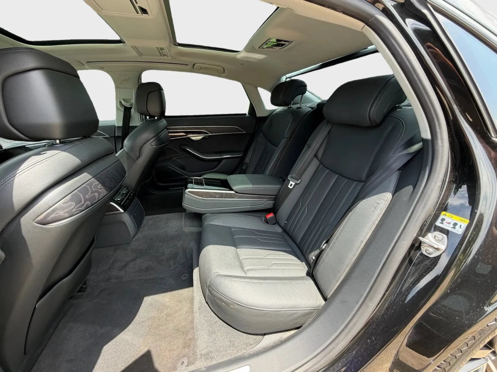 Used 2020 Audi A8 L 4.0T w/ Executive Package AWD/4WD image 18