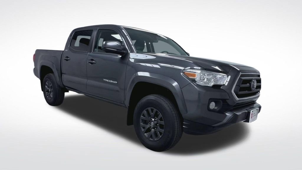 Certified 2023 Toyota Tacoma SR5 AWD/4WD image 2