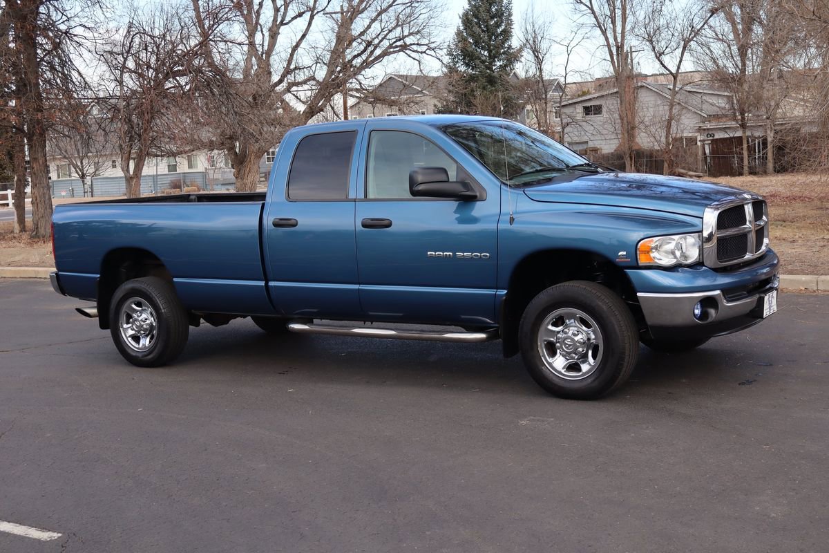 Used 2003 Dodge Ram 2500 Truck ST image 2