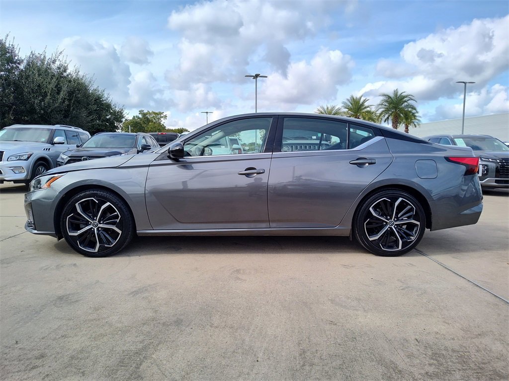 Used 2024 Nissan Altima 2.5 SR image 4