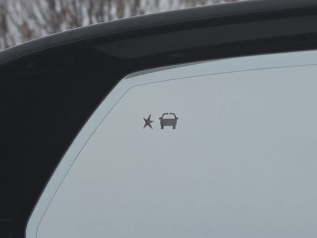 Used 2021 GMC Yukon Denali image 12