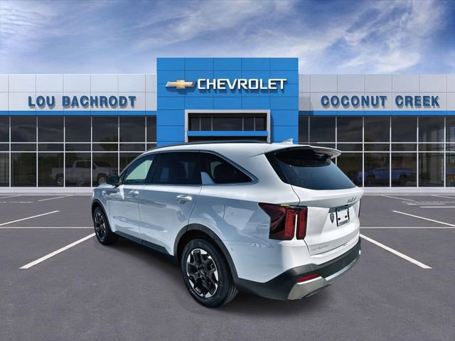 Used 2024 Kia Sorento S FWD image 6