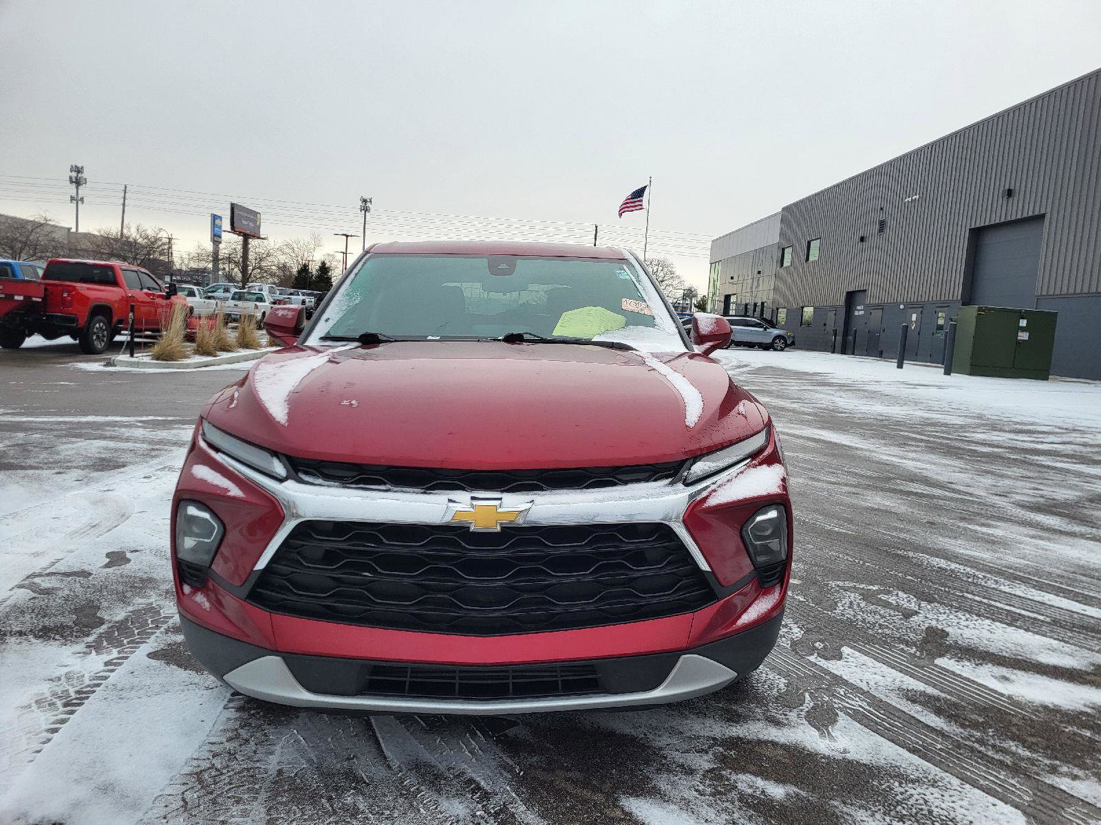 Used 2023 Chevrolet Blazer LT w/ Driver Confidence Package image 8
