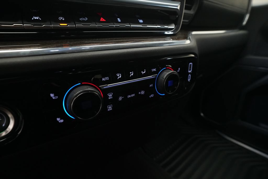 Used 2024 Chevrolet Silverado 1500 LT AWD/4WD image 28