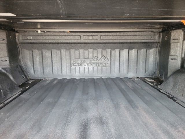 Used 2020 Chevrolet Silverado 1500 High Country w/ Technology Package AWD/4WD image 29