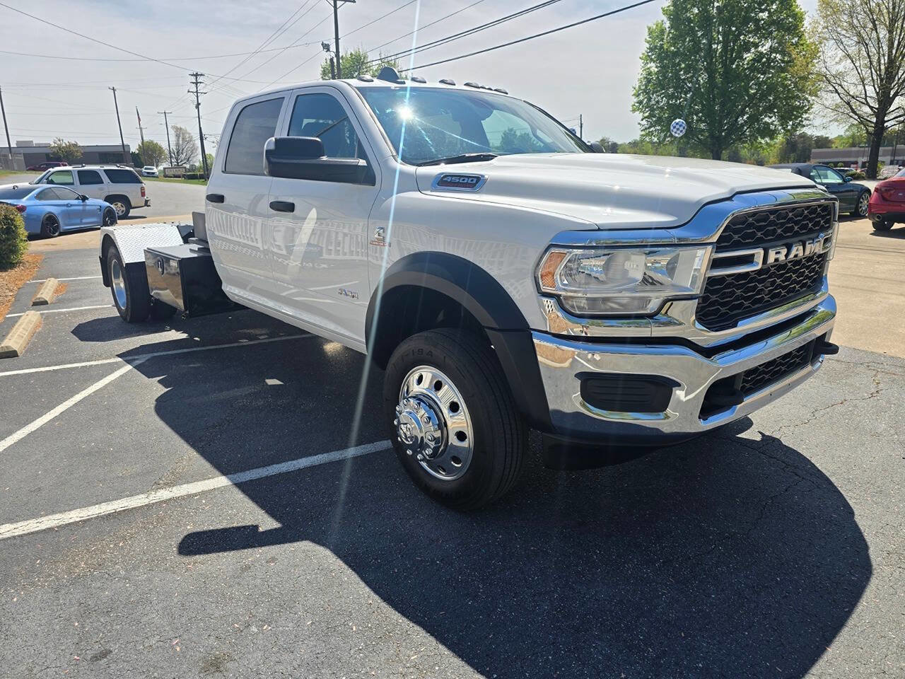 Used 2021 RAM 4500 Tradesman w/ Chrome Appearance Group AWD/4WD image 10