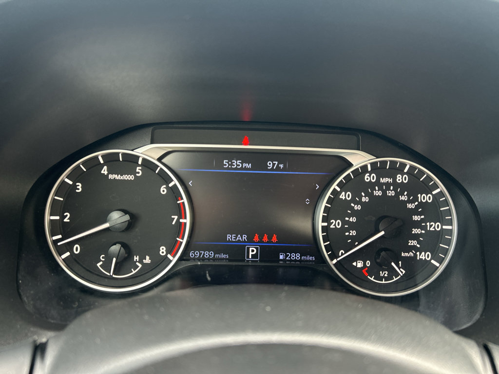 Used 2024 Nissan Altima 2.5 SR FWD image 25