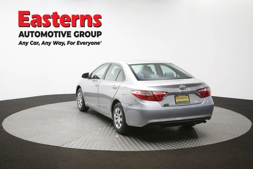 Used 2017 Toyota Camry LE FWD image 64