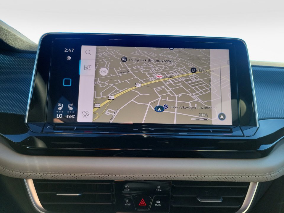 Certified 2025 Volkswagen Atlas Cross Sport SEL Premium R-Line image 21