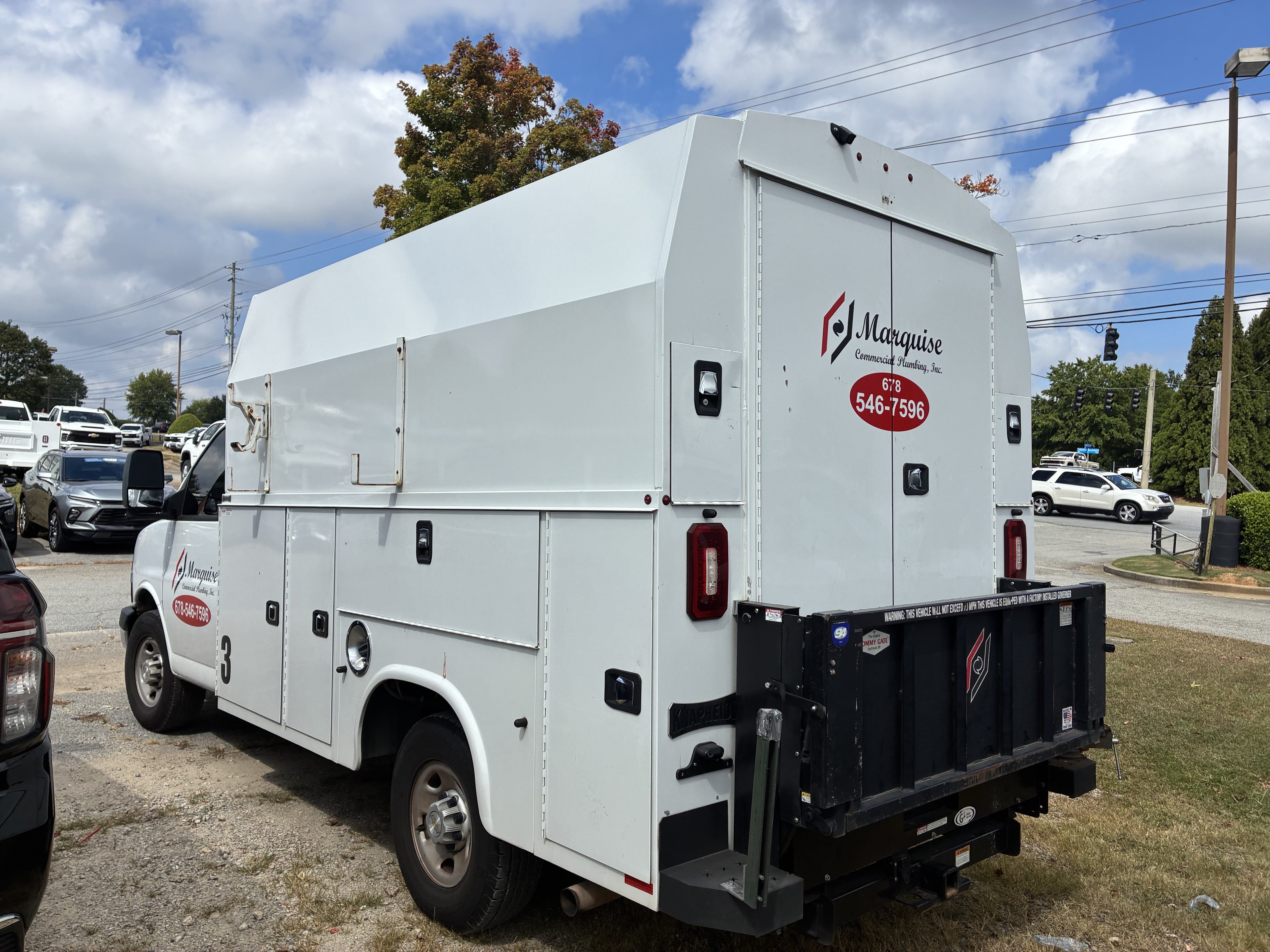 Used 2023 Chevrolet Express 3500 w/ Power Convenience Package RWD image 6