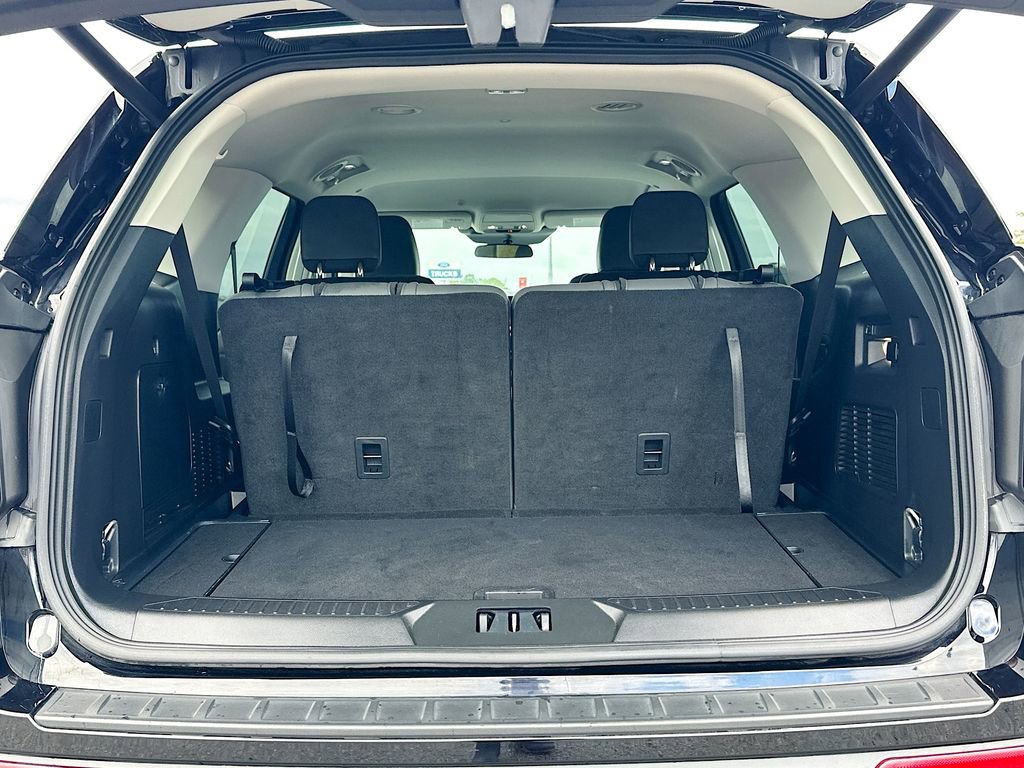 Certified 2025 Ford Explorer Active w/ Active Comfort Package image 16