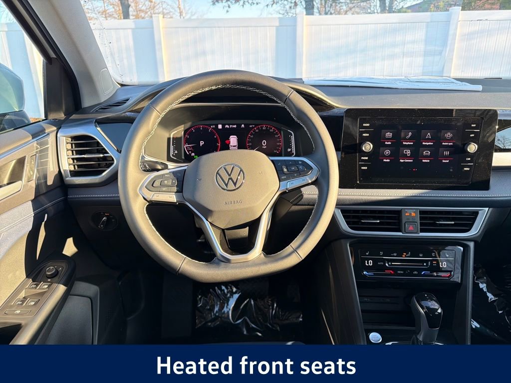 New 2026 Volkswagen Taos SEL image 15