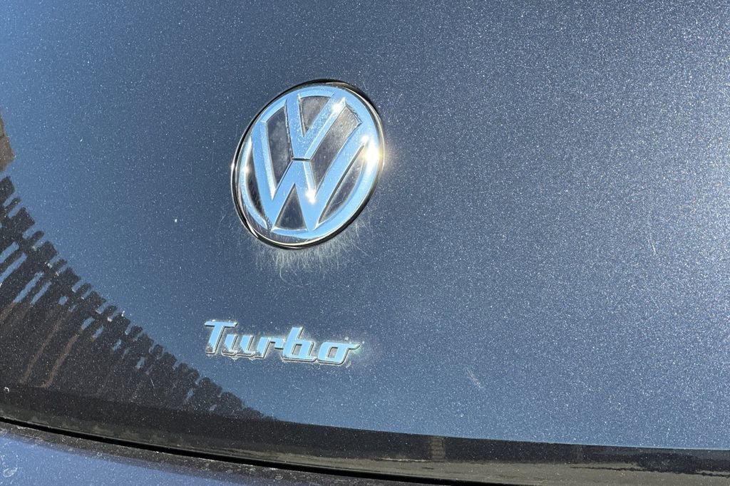 Used 2013 Volkswagen Beetle 2.0T image 24