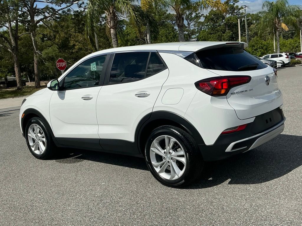 Used 2022 Buick Encore GX Preferred w/ Cold Weather Comfort Package image 4