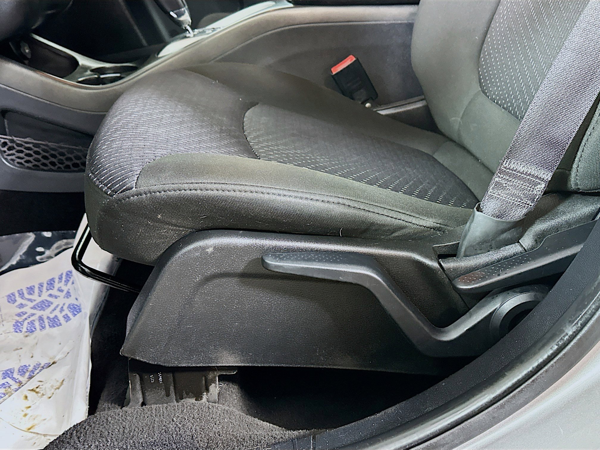 Used 2019 Dodge Journey SE image 18