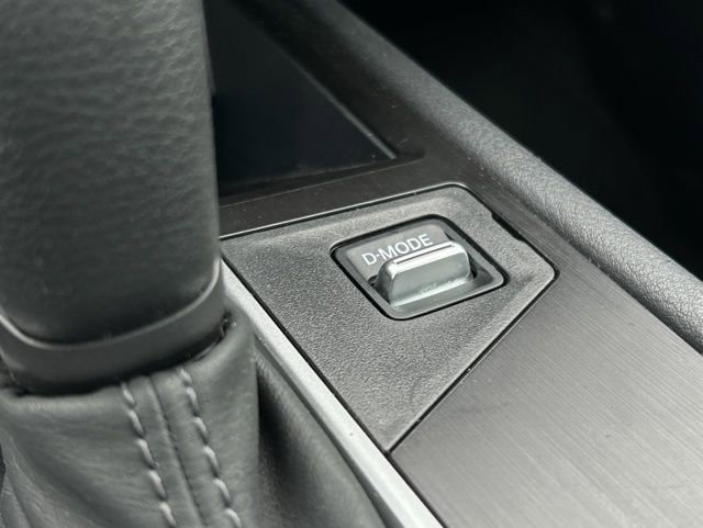 Used 2025 Nissan Kicks S image 34