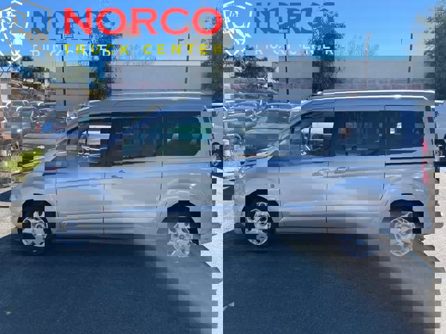Used 2018 Ford Transit Connect XLT image 1