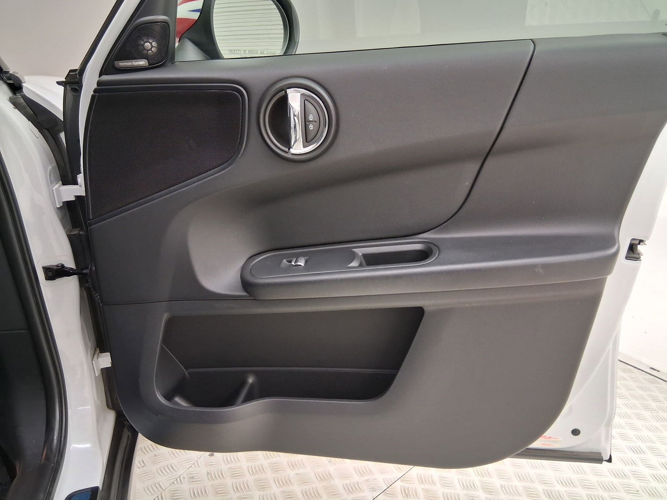 Used 2018 MINI Cooper Countryman FWD image 33